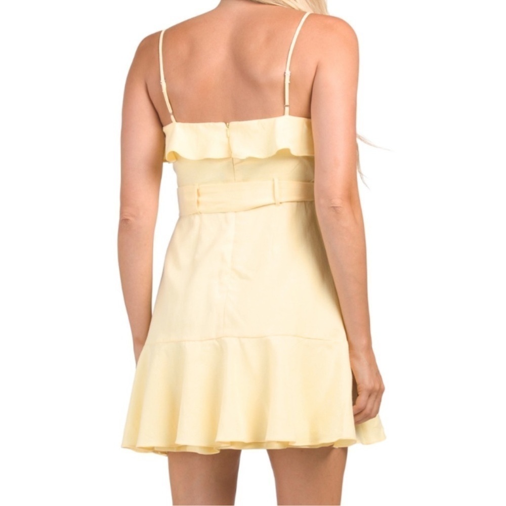 BCBGENERATION BELTED RUFFLE MINI DRESS - Picture 4 of 4